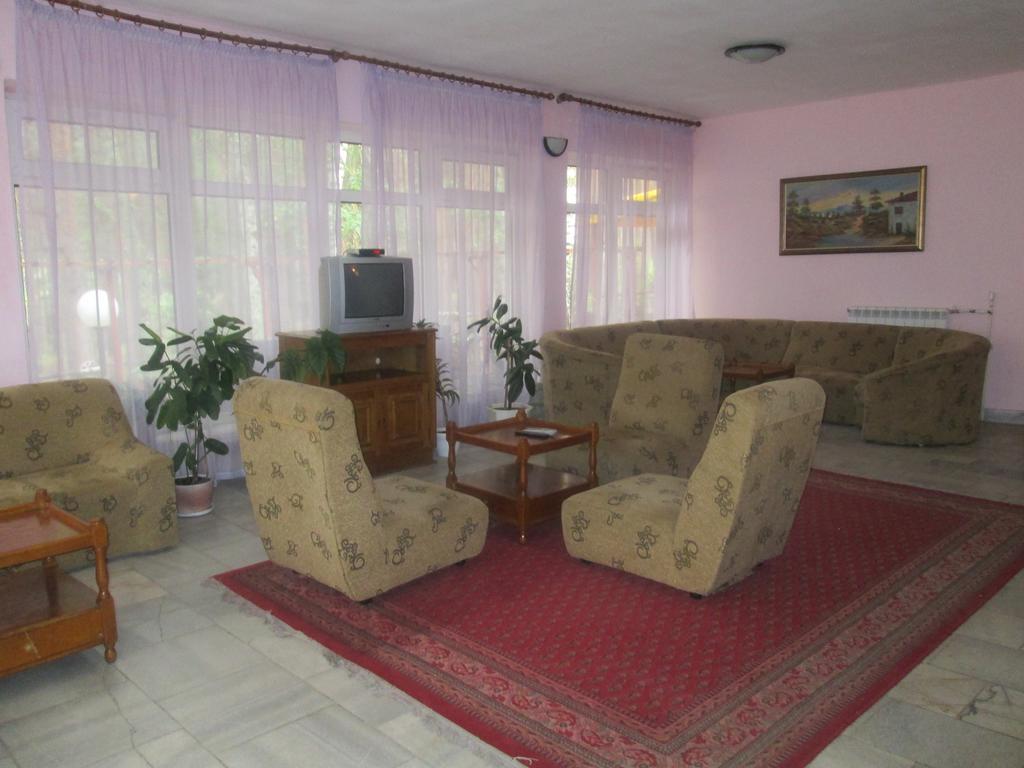 Hotel Zora Velingrad Buitenkant foto