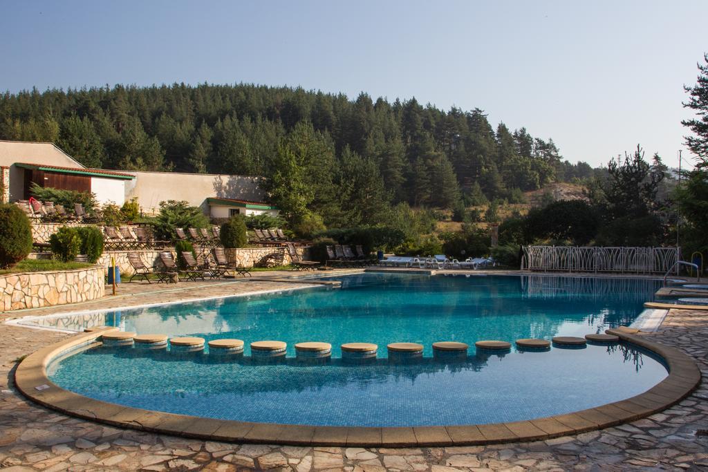 Hotel Zora Velingrad Buitenkant foto